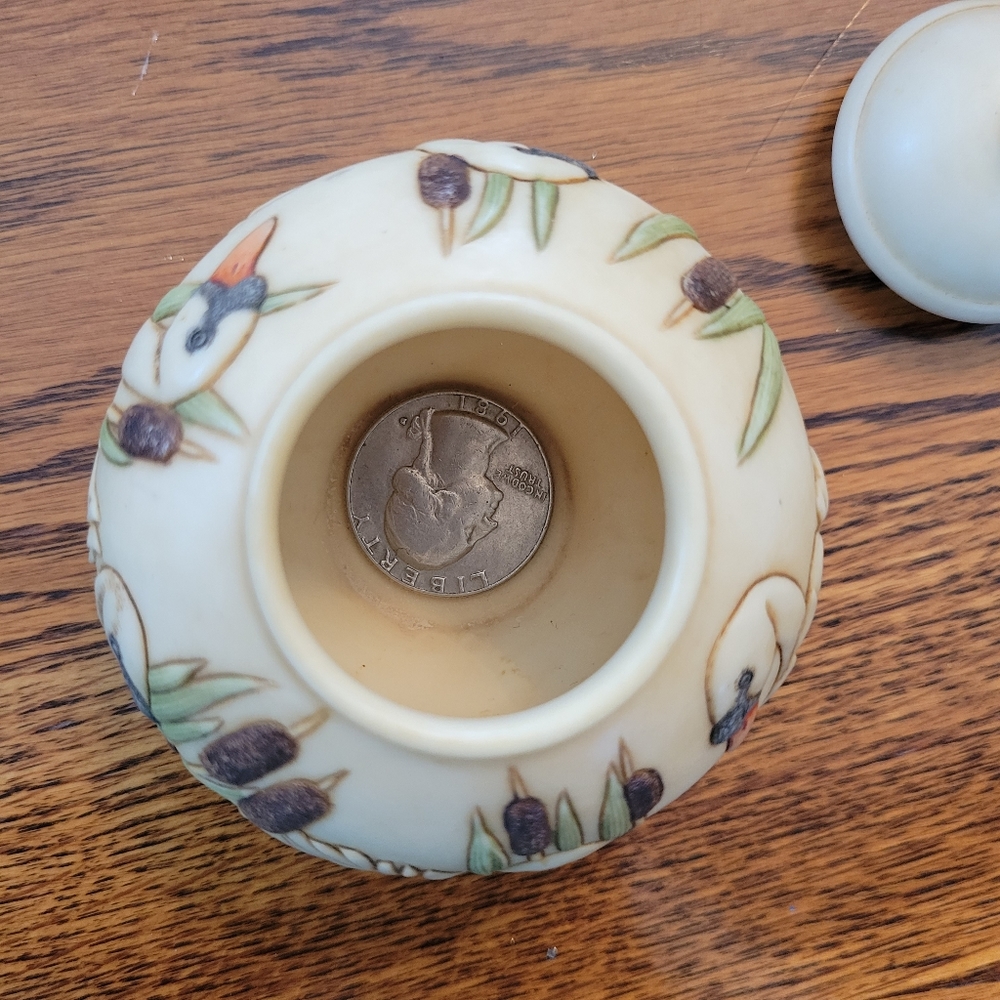 Jardinia Swan Song Trinket Box by Martin Perry Studios 2003 ~ Pretty 3D Imagery - Picture 15 of 15